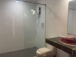 Best Central Point Hotel