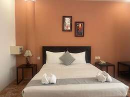 Best Central Point Hotel