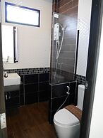 Aonang Oscar Pool Villas