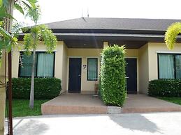 Aonang Oscar Pool Villas