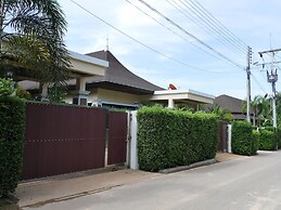 Aonang Oscar Pool Villas
