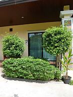 Aonang Oscar Pool Villas