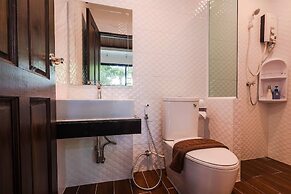 Aonang Oscar Pool Villas