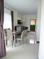 Aonang Oscar Pool Villas