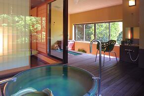 Yamanaka Onsen Ohanami Kyubei