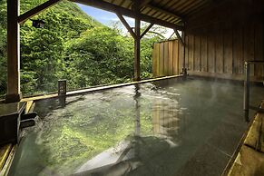 Yamanaka Onsen Ohanami Kyubei