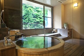 Yamanaka Onsen Ohanami Kyubei