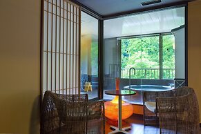 Yamanaka Onsen Ohanami Kyubei