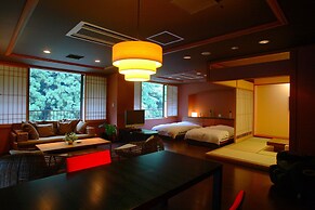 Yamanaka Onsen Ohanami Kyubei