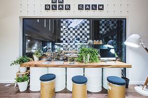 Blu Monkey Hub and Hotel Phuket