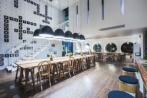 Blu Monkey Hub and Hotel Phuket