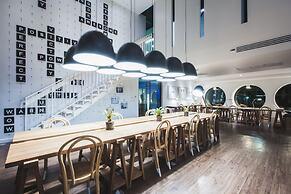 Blu Monkey Hub and Hotel Phuket