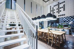 Blu Monkey Hub and Hotel Phuket