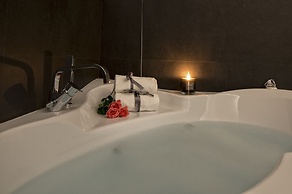 Magenta Collection Sant'Anna