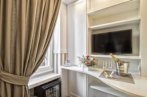 Magenta Collection Sant'Anna