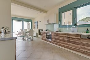 Ouzo Panoramic Houses 1, with private pool