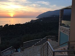 Ouzo Panoramic Houses 1, with private pool