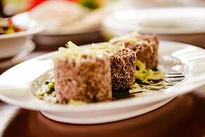 Thaulle Pure Ayurveda Resort - Yala