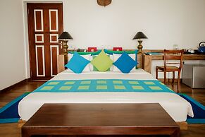 Thaulle Pure Ayurveda Resort - Yala
