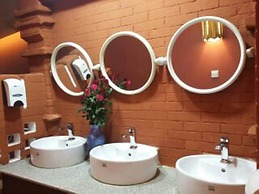 Hotel Yadanarbon Bagan