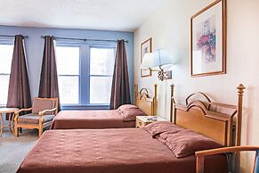 OYO Historic Cameron Hotel Brownsville I-69E