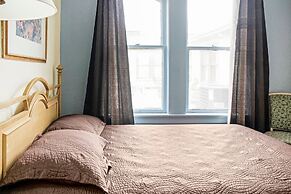 OYO Historic Cameron Hotel Brownsville I-69E