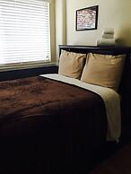 Traveler's Bed & Breakfast Hostel