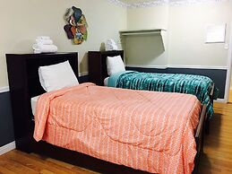 Traveler's Bed & Breakfast Hostel