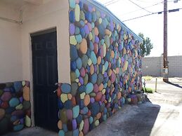 Traveler's Bed & Breakfast Hostel