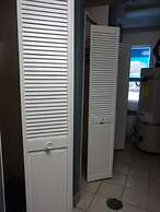 Traveler's Bed & Breakfast Hostel