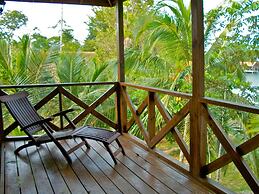 Popa Paradise Beach Resort