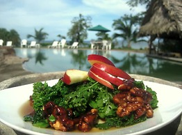 Popa Paradise Beach Resort