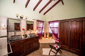 Popa Paradise Beach Resort