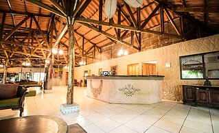 Popa Paradise Beach Resort