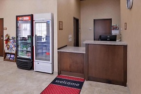 La Bonita Inn & Suites