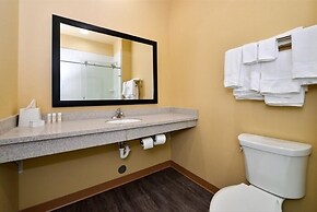 La Bonita Inn & Suites