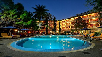 Amazing Kengtong Resort