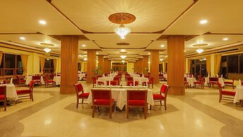 Amazing Kengtong Resort