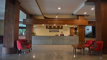 Amazing Kengtong Resort