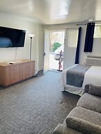 Blue Sage Inn & Suites