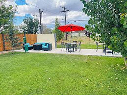 Blue Sage Inn & Suites