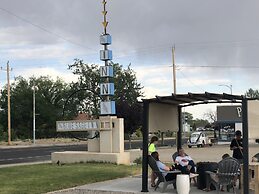 Blue Sage Inn & Suites