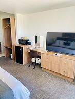 Blue Sage Inn & Suites