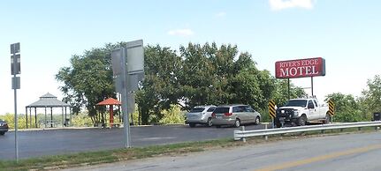 River's Edge Motel