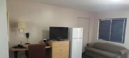 River's Edge Motel