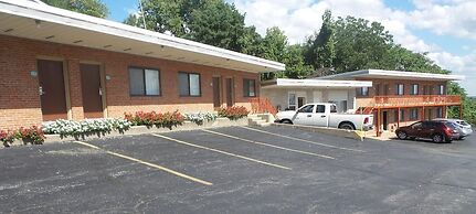 River's Edge Motel