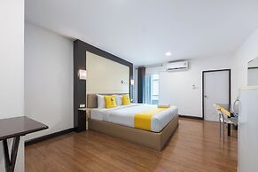 Lee's Mark Residence