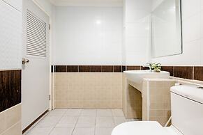 Lee's Mark Residence