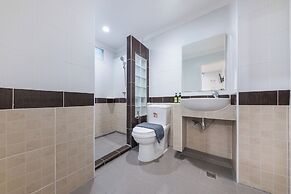Lee's Mark Residence