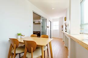 Lee's Mark Residence